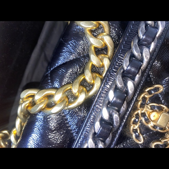 Handbag - Picture 8 of 14